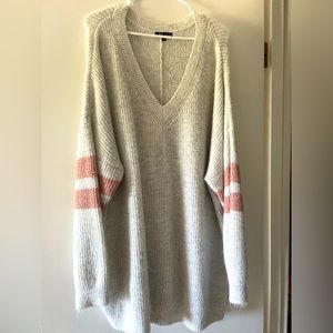 LIKE NEW Misha Lounge sweater